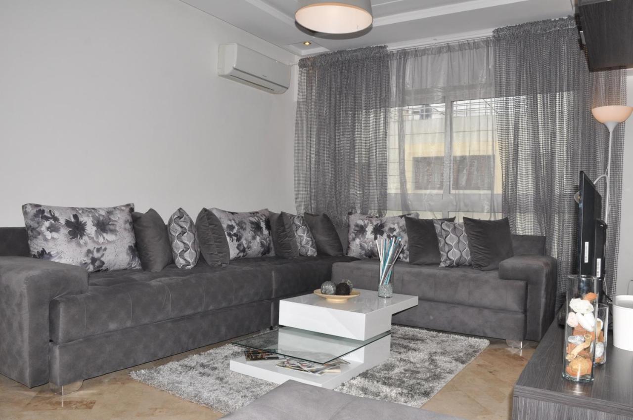 Val Fleuri Apartment With Balcony, Casablanca Exterior photo